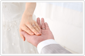 花嫁さんに悔いのない婚約指輪（エンゲージリング）・結婚指輪（マリッジリング）選び